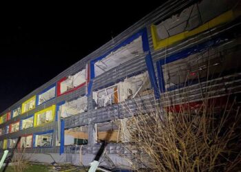 Дронова атака на Одесу – зруйнована школа, є постраждалі (ФОТО)