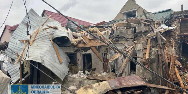 Серед поранених сьогодні в Миколаєві – 14-річна дівчина, прокуратура почала розслідування (ФОТО)