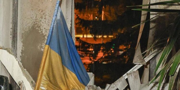 У жовтні в Україні загинули 183 цивільні особи і 903 отримали поранення – Омбудсман закликав демократичні країни «показати силу»