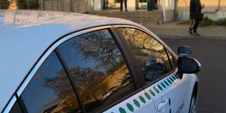 Сервісний центр МВС Миколаєва отримав автомобіль з автоматичною коробкою для практичного іспиту (ФОТО)