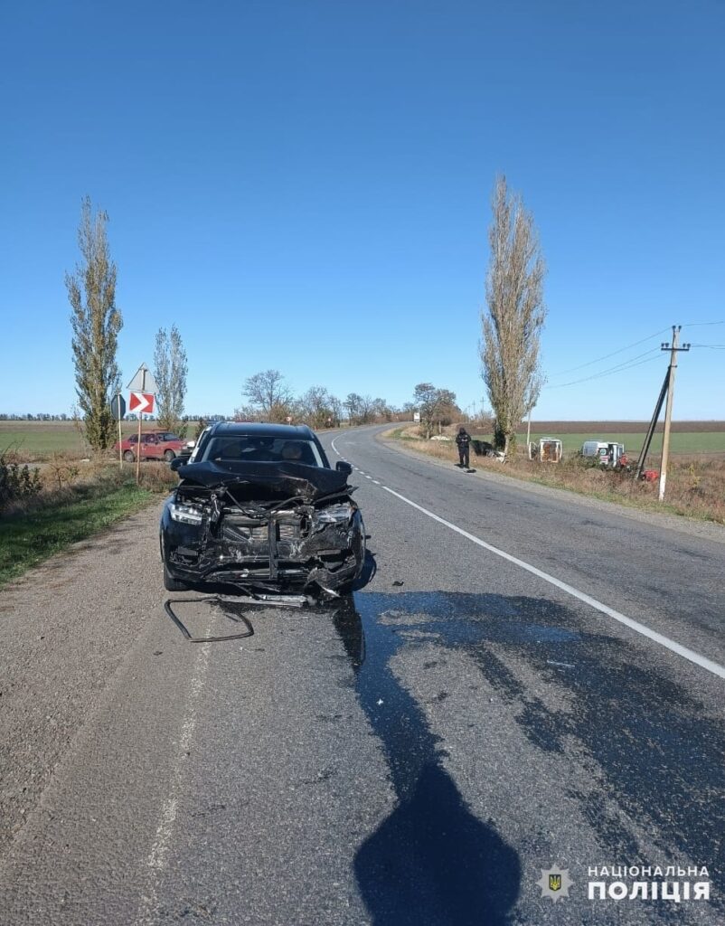 На Миколаївщині в ДТП Вольво з Жигулями постраждали 2 дорослих і 2 дітей (ФОТО) 4