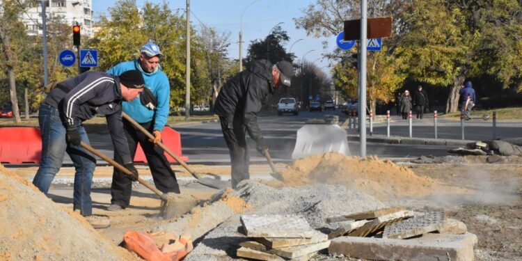 11 листопада у Миколаєві відкриють для проїзду перехрестя Садової та Бедзая – ремонт завершується (ФОТО)