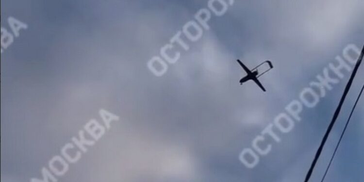 Мер москви заявив про атаку БпЛА – каже, що вже збили 17 (ВІДЕО)