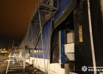 Вночі росіяни атакували Харків ракетою «Гром» – наслідки обстрілу (ФОТО, ВІДЕО)