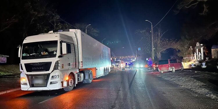 У Миколаєві фура насмерть збила пішохода на пішохідному переході (ФОТО)