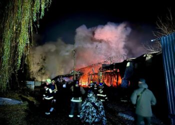 Одеса вночі знову була атакована – постраждав житловий сектор (ФОТО, ВІДЕО)