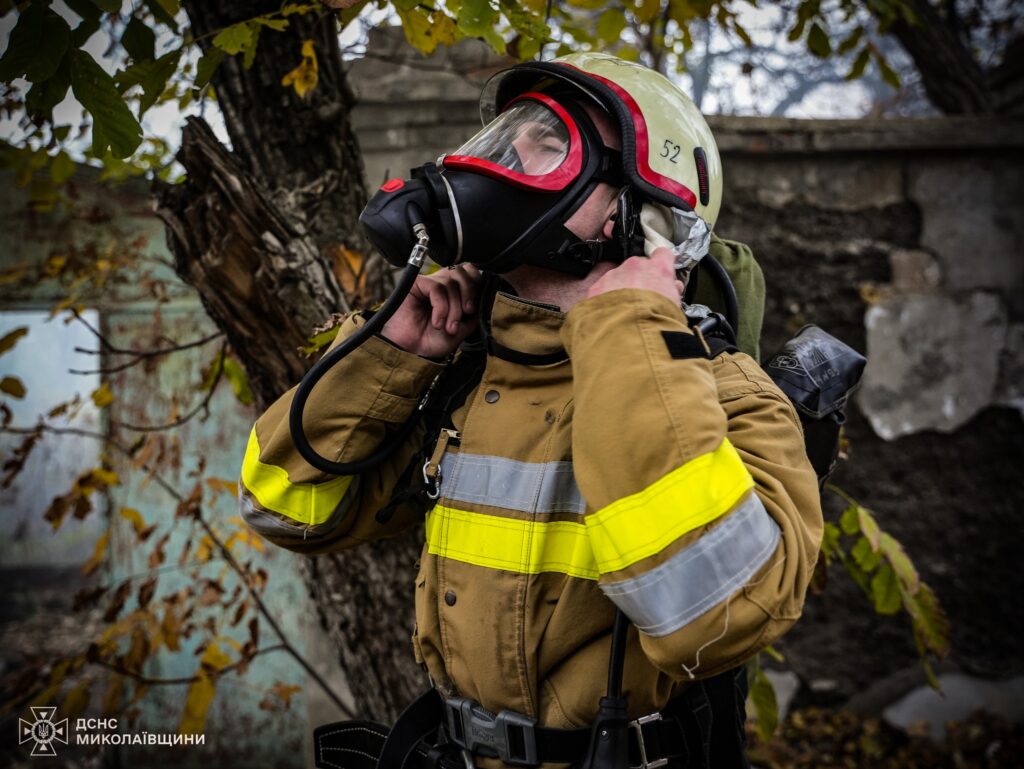 У Миколаєві ранкова пожежа забрала життя жінки (ФОТО) 6