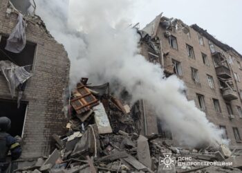 Внаслідок удару по Кривому Рогу вже відомо про 7 постраждалих, зокрема, двох дітей, – Зеленський (ФОТО)