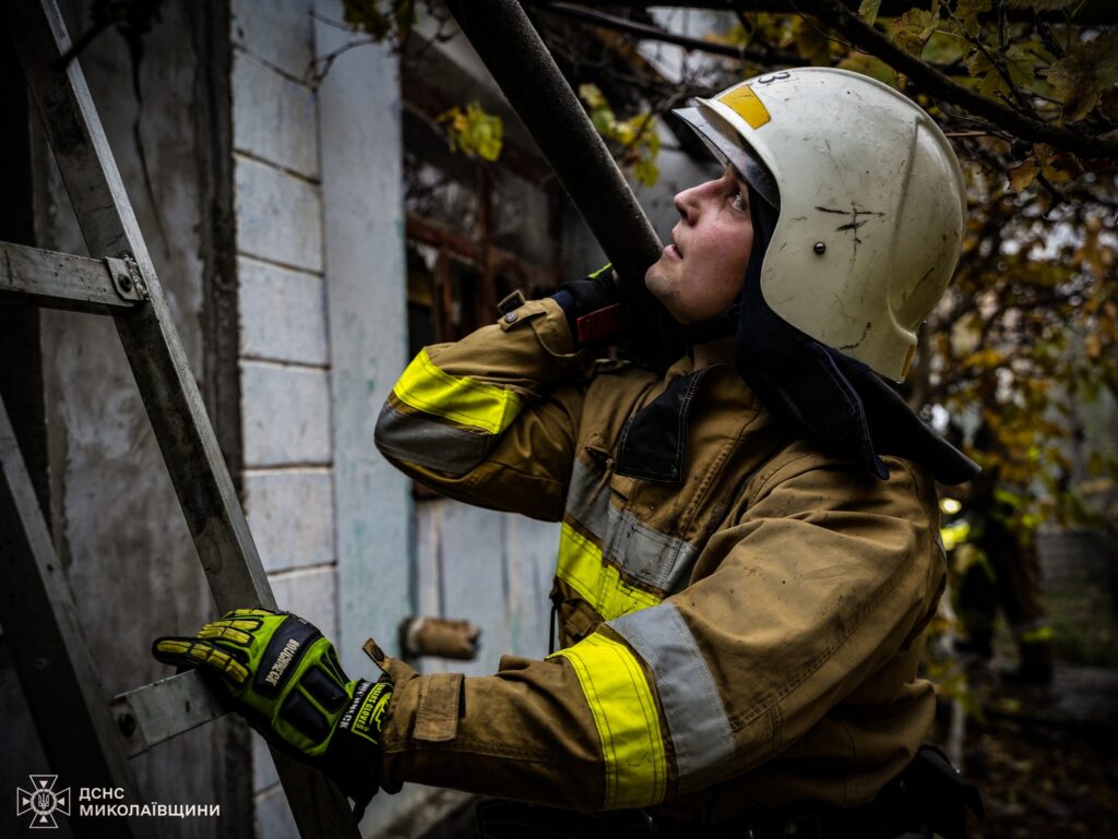 У Миколаєві ранкова пожежа забрала життя жінки (ФОТО) 8