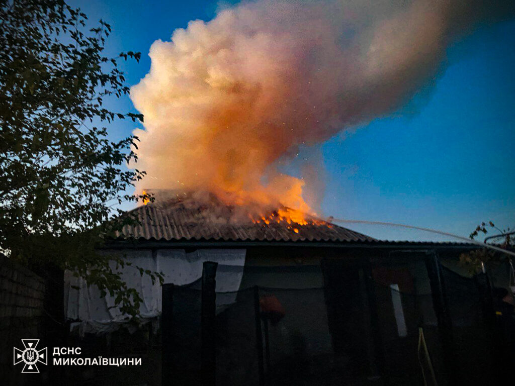 З 16 пожеж на Миколаївщині за добу дві спалахнули через російські обстріли (ФОТО) 10