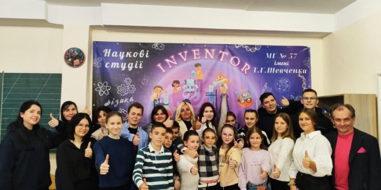 На базі Миколаївської гімназії відкрито наукові студії «Inventor» (ФОТО)