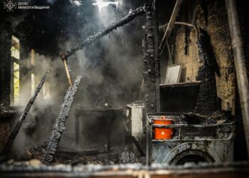 У Миколаєві ранкова пожежа забрала життя жінки (ФОТО)