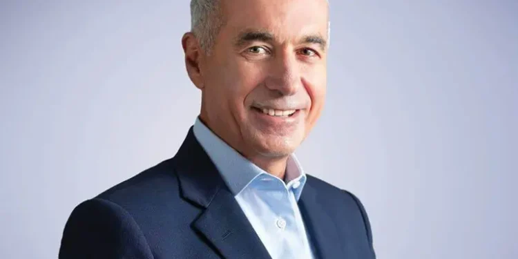 Трамп ще метелик. Хто такий Джорджеску, який лідирує на президентських виборах у Румунії