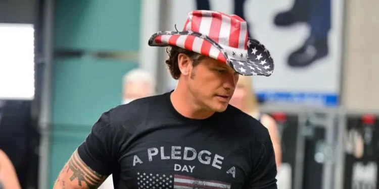 Хто такий ветеран і ведучий Піт Гегсет, який може стати очільником Пентагону (ФОТО)