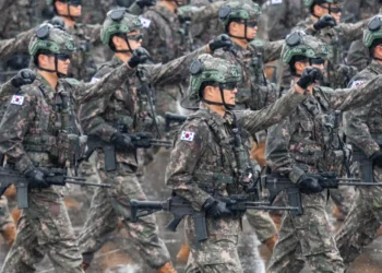 У Південній Кореї суд виніс вирок чоловіку, який навмисно погладшав, щоб уникнути служби в армії