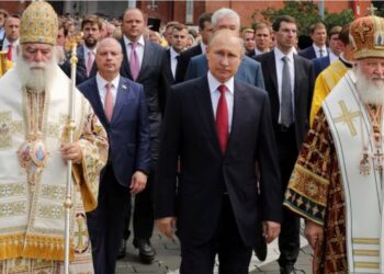 РПЦ стала в один ряд з “Вагнером” і пропагандистами, так до неї і треба ставитись, – британський дослідник