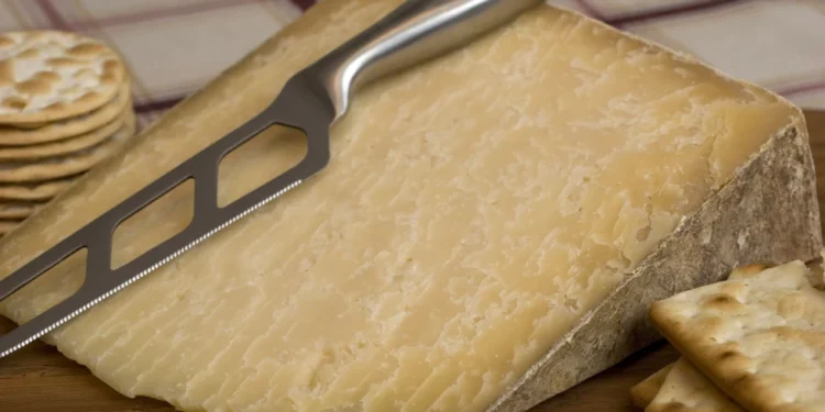 Шукає Скотланд-Ярд. У Британії вкрали 1000 голів витриманого чеддеру