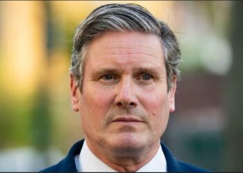 Прем’єр Британії Кір Стармер закликав Путіна забиратися з України