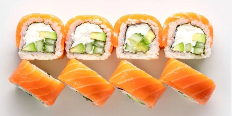 Как приготовить суши дома: рецепты для начинающих