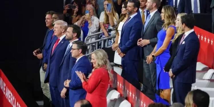 Перша родина Америки. Що відомо про династію Трампа (ФОТО)