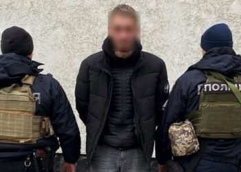 У Дніпрі затримали мешканця Миколаївщини, який регулярно обкрадав пасажирів потягів