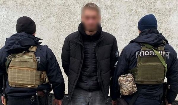 У Дніпрі затримали мешканця Миколаївщини, який регулярно обкрадав пасажирів потягів