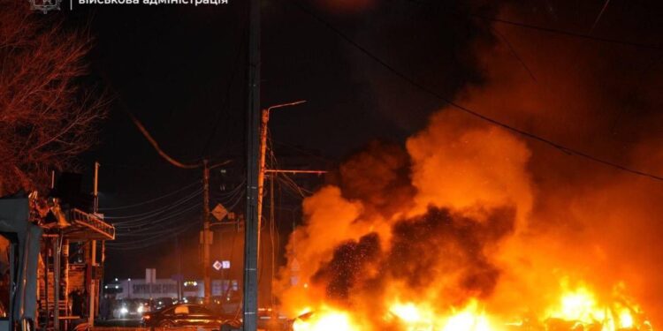 Кількість загиблих внаслідок російського удару по Запоріжжю зросла до 9 (ФОТО)