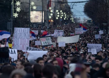 У Сербії тисячі людей протестували проти Вучича. Не через Путіна (ВІДЕО)