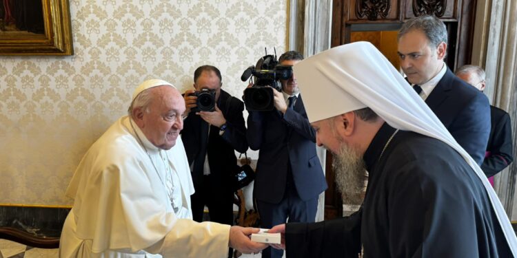 Папа Римський зустрівся у Ватикані з главою ПЦУ Епіфанієм – у РФ відреагували агресивно