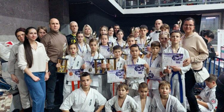 Миколаївські спортсмени стали призерами та переможцями Відкритого Кубку України з кіокушин карате (ФОТО)