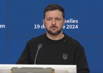 Зеленський прокоментував заяви Путіна про “Орєшнік”, мобілізацію 18-літніх та інше (ВІДЕО)