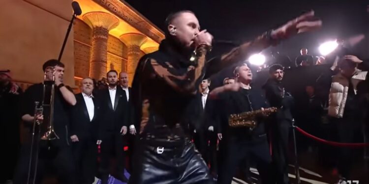 Артем Пивоваров розкритикував організаторів боксерського турніру-реваншу – каже, підставляють Усика