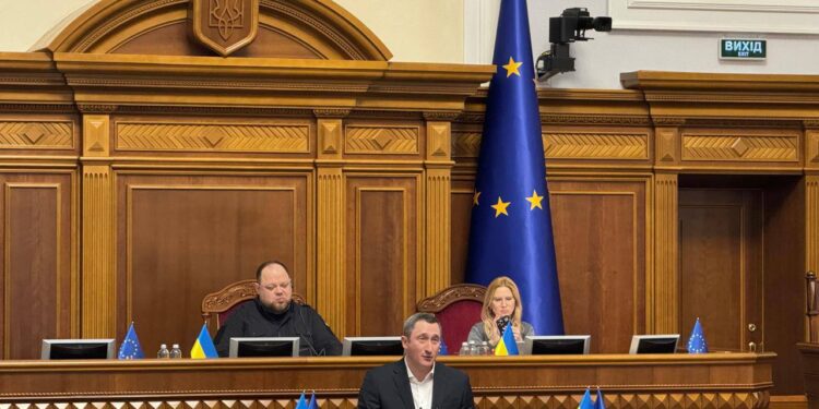 Рада призначила Чернишова Віце-прем’єр-міністром України – Міністром національної єдності України