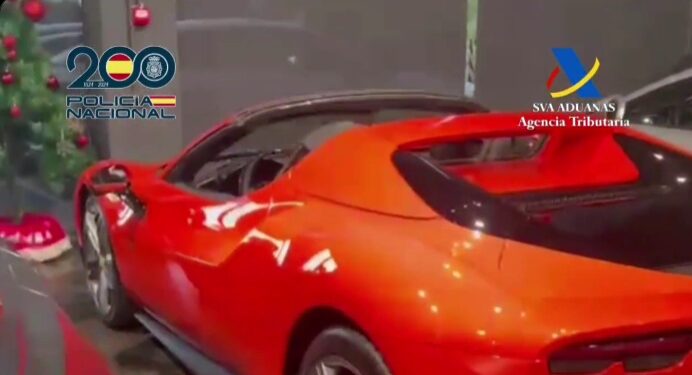 Іспанська поліція заарештувала 30 членів шахрайської мережі з імпорту люксових автівок з Німеччини (ВІДЕО)