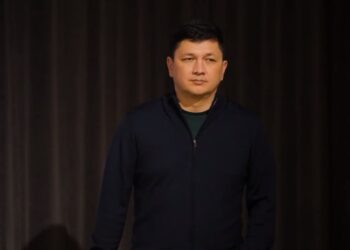 «Це правильна історія» – Віталій Кім прокоментував інформацію про зарплату директора непрацюючого аеропорту «Миколаїв»