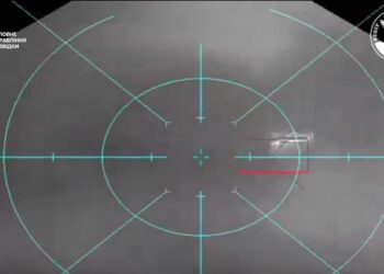 Історичний удар ― воїни ГУР вперше у світі знищили повітряну ціль за допомогою морського дрона Magura V5 (ВІДЕО)