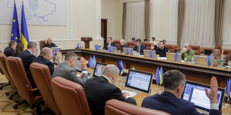 Уряд схвалив Стратегію формування системи повернення з військової служби до цивільного життя