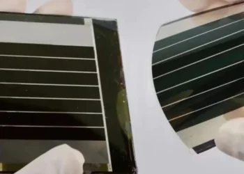 Японія створює сонячні панелі для генерації 20 ГВт енергії – як 20 ядерних реакторів. З чого вони?