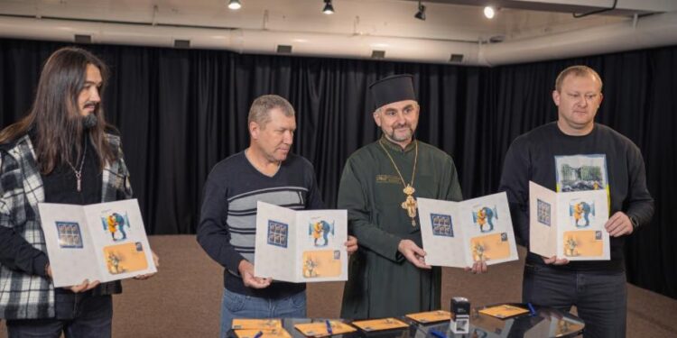 У Миколаєві відбулось спецпогашення поштової марки, присвяченої Міжнародному дню волонтера (ФОТО)