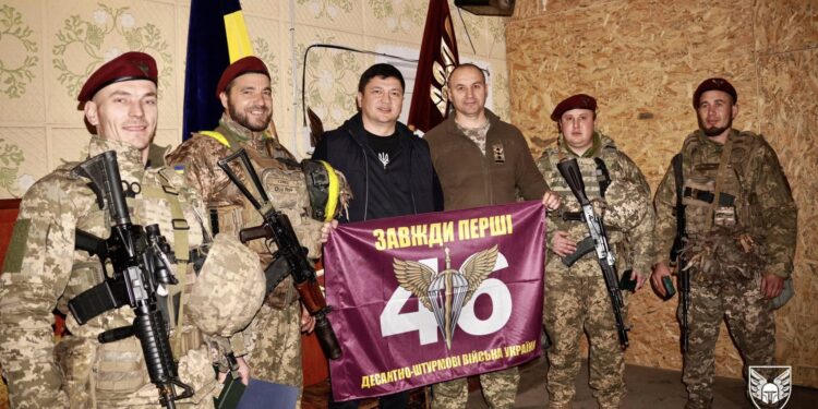 Військовим, які боронять країну на Донеччині, Миколаївщина передала квадрокоптери та мініелектростанцію (ФОТО)