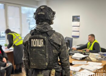 В Україні викрили залізничну мафію, яка заробляла на внутрішніх і зовнішніх рейсах. Суть схеми (ФОТО, ВІДЕО)