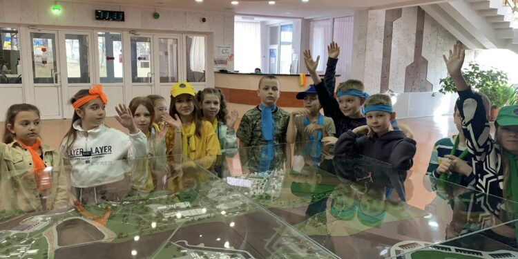 Доступно про складне. Пізнавально-освітні проєкти в інформаційному центрі ПАЕС (ФОТО)