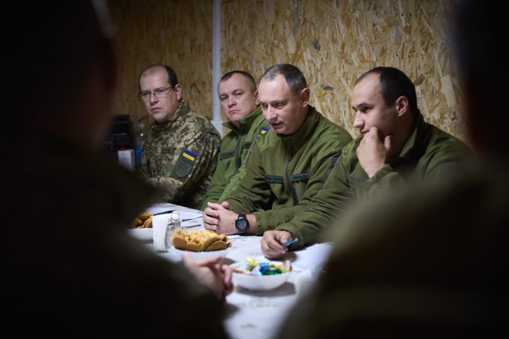 Зеленський сьогодні з військовими на Запоріжжі (ФОТО, ВІДЕО) 12