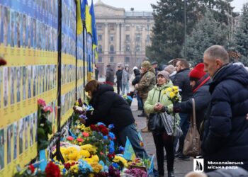 У Миколаєві в День ЗСУ вшанували воїнів, які віддали своє життя за незалежність України (ФОТО)