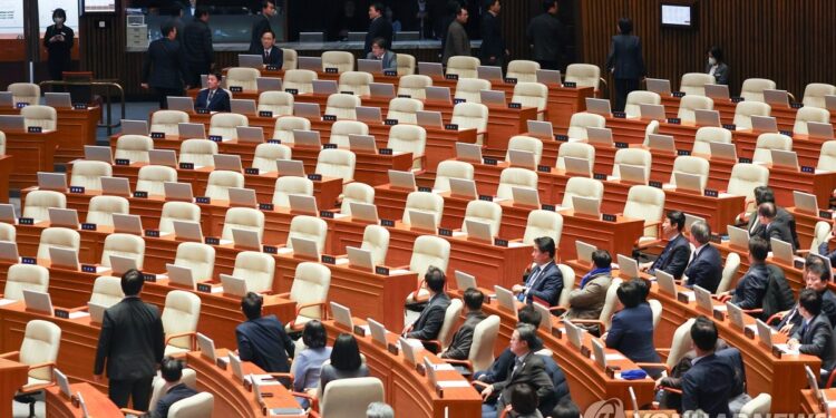 В Південній Кореї Нацасамблея не змогла проголосувати за імпічмент президенту