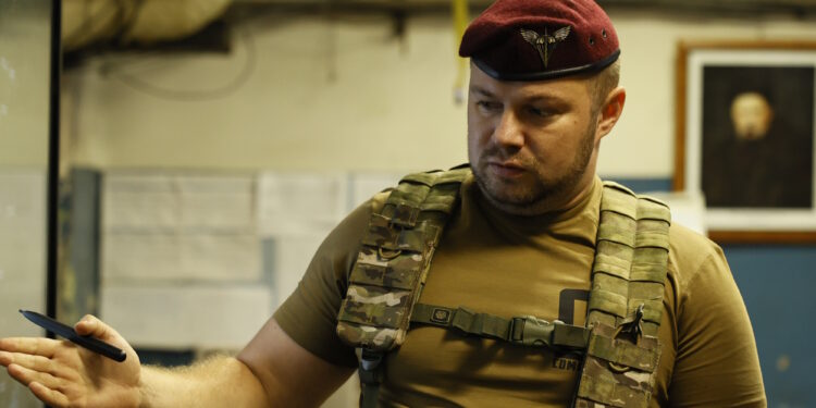 “Треба виграти війну, а потім будувати демократію”, – новий заступник Сирського Апостол захищав Вознесенськ, звільняв Миколаївщину