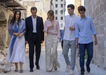 Асад з родиною втік із Сирії, перед тим просив Орбана просити за нього Трампа