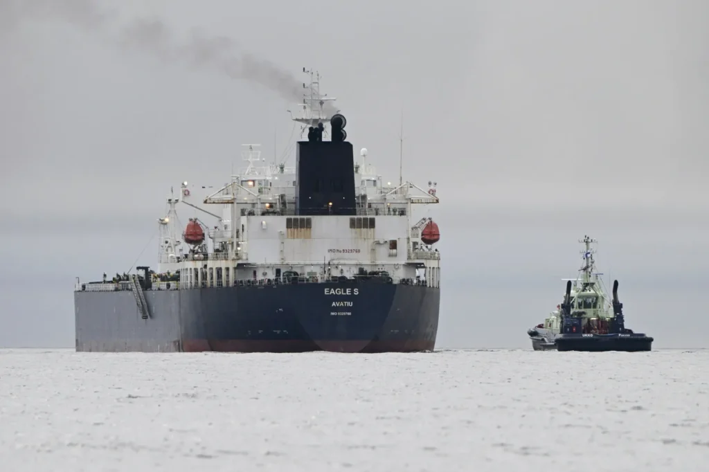 Тіньові танкери РФ ходили Балтійським морем з фальшивими сертифікатами. І що тепер? 1
