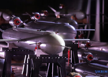 Буде “Пекло” – Зеленський передав ЗСУ першу партію ракет-дронів (ФОТО)