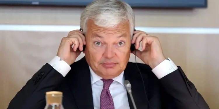 Геть корупцію з Єврокомісії! Колишнього єврокомісара підозрюють у відмиванні коштів. Цікава схема